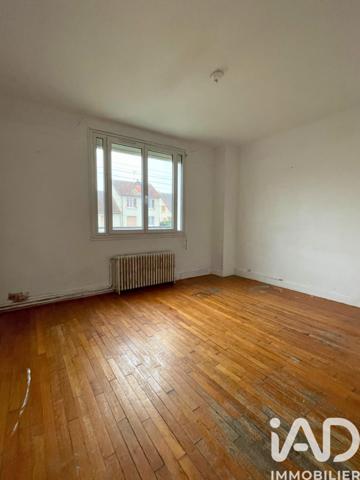 Maison à vendre 5 pièces 97 m² Bourges