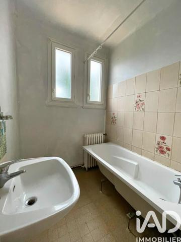 Maison à vendre 5 pièces 97 m² Bourges