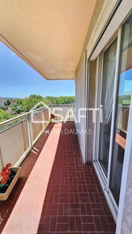 T3 lumineux avec 2 grandes chambres et dressing Quartier Les Routes