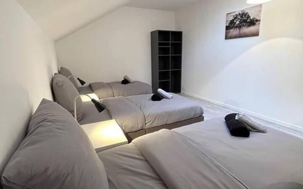 Maison à vendre    5 pièces • 125 m2 Saint-Denis