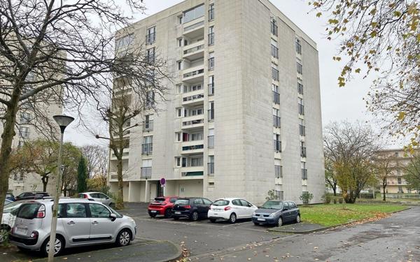 Appartement à vendre    3 pièces • 67,59 m2 Angoulême