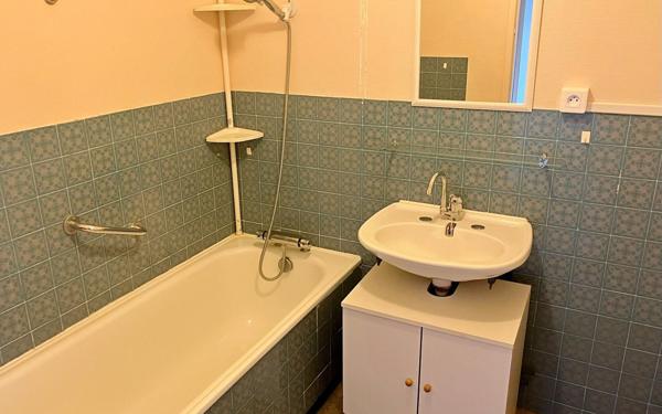 Appartement à vendre    3 pièces • 67,59 m2 Angoulême