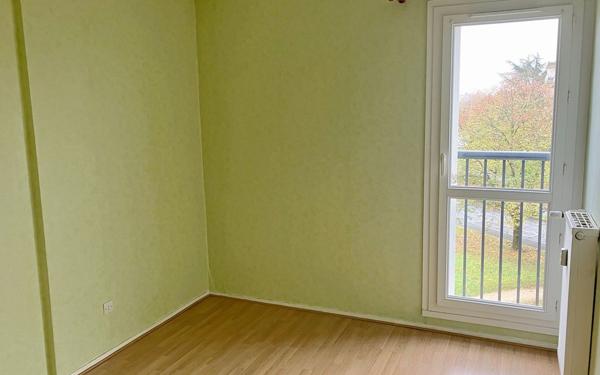 Appartement à vendre    3 pièces • 67,59 m2 Angoulême