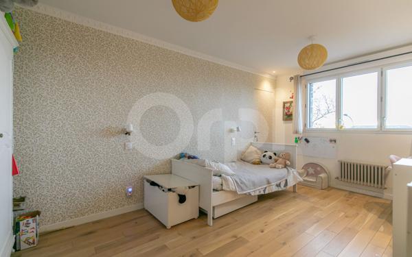 Maison à vendre    9 pièces • 310 m2 Fontenay-sous-Bois