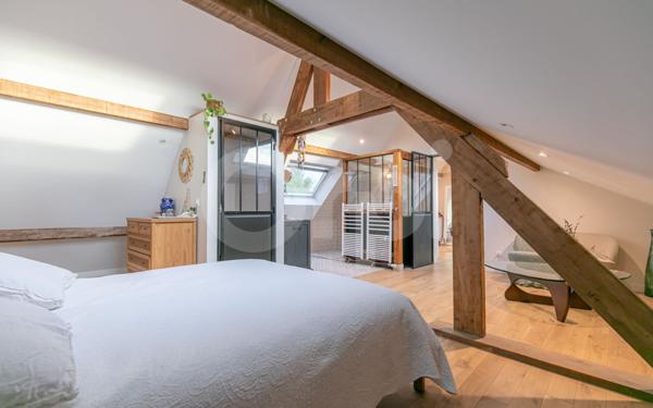 Maison à vendre    9 pièces • 310 m2 Fontenay-sous-Bois