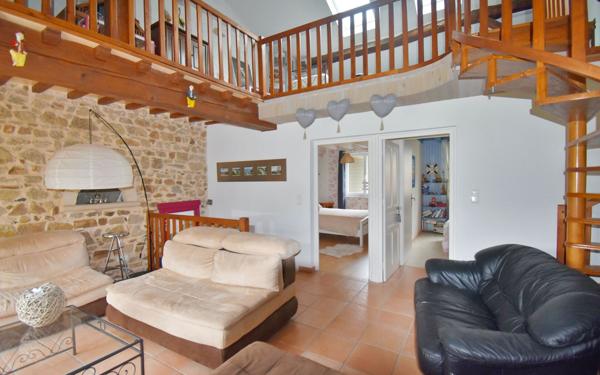 Maison à vendre    3 pièces • 110 m2 Laprugne