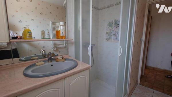 PLAIN PIED EN BON ETAT GENERAL !