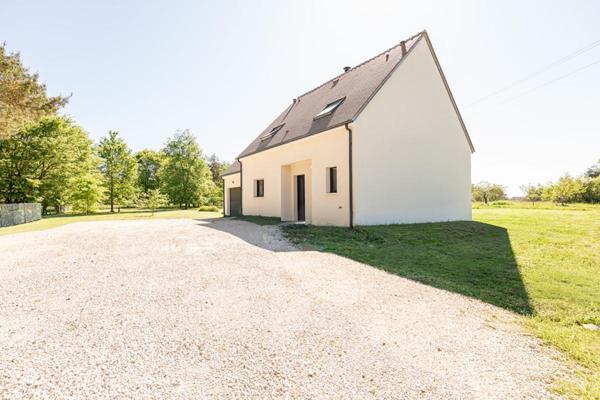 LIEUX UNIQUES ® x PROPRIÉTÉS PRIVÉES PROPOSE MAISON CONTEMPORAINE 113 M² - MONT-PRÈS-CHAMBORD - TERRAIN 2860 M²