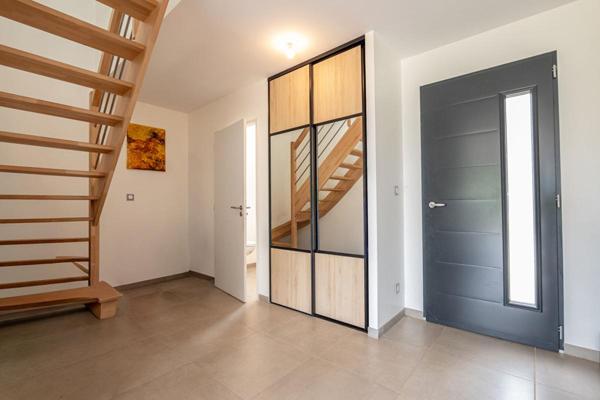 LIEUX UNIQUES ® x PROPRIÉTÉS PRIVÉES PROPOSE MAISON CONTEMPORAINE 113 M² - MONT-PRÈS-CHAMBORD - TERRAIN 2860 M²