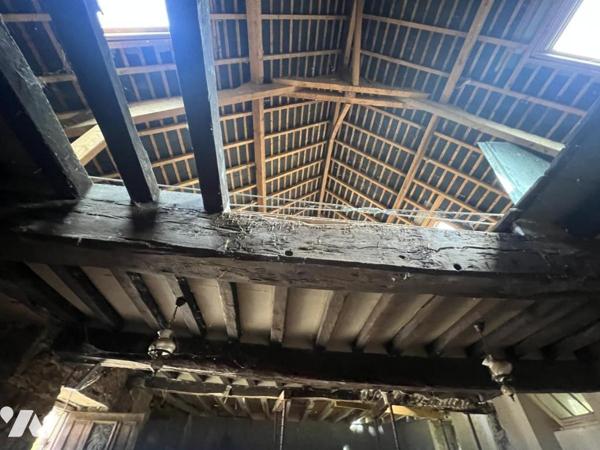 TESSE FROULAY, à 5 min de BAGNOLES DE L'ORNE, maison à rénover 