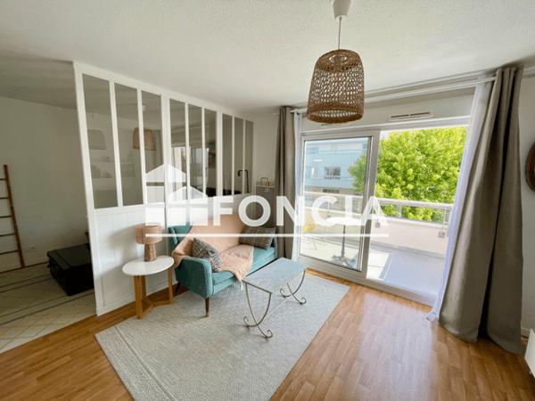 Location Studio meublé 28 m² - 2 ALLEE DU SIROCCO Sene 56860