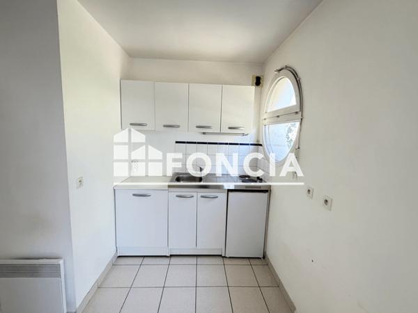 Location Studio 31.61 m² - 77 AVENUE VICTOR HUGO Beauvais 60000