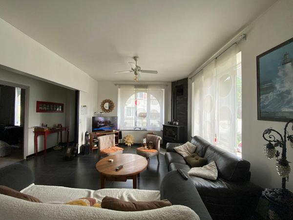 MAISON DE CARACTÈRE 7 PIÈCES 150 m² Plestin-les-Grèves