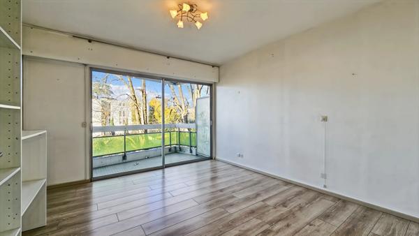 Appartement à vendre 2 pièces PAU (64) en résidence sénior.