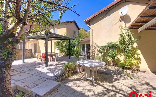Maison à vendre    5 pièces • 139,48 m2 Menton