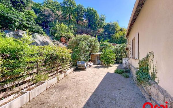 Maison à vendre    5 pièces • 139,48 m2 Menton