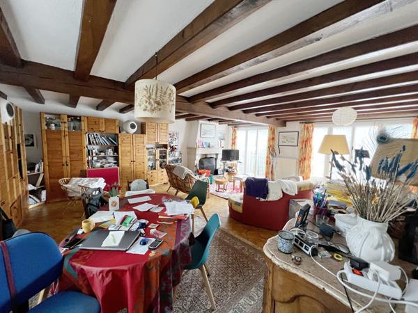 MAISON 5 CHAMBRES - GARAGE - DEPENDANCE