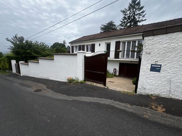 MAISON 5 CHAMBRES - GARAGE - DEPENDANCE