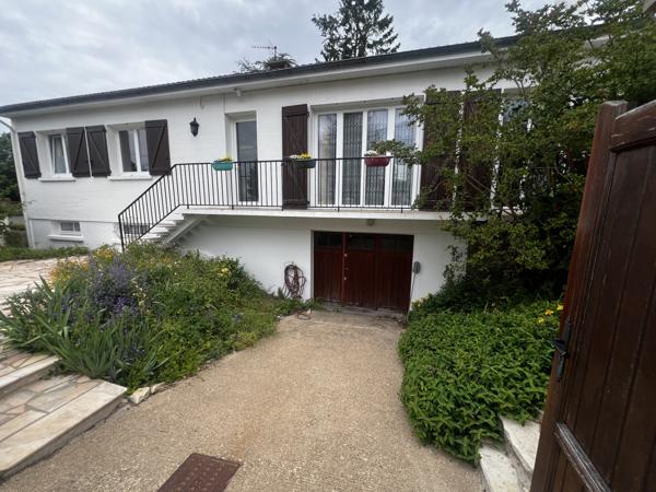 MAISON 5 CHAMBRES - GARAGE - DEPENDANCE