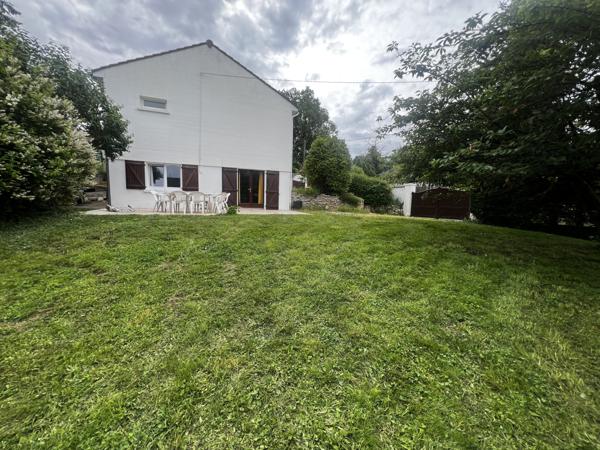 MAISON 5 CHAMBRES - GARAGE - DEPENDANCE