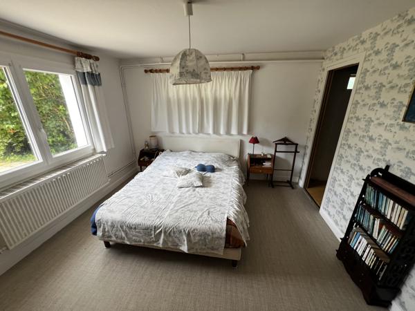 MAISON 5 CHAMBRES - GARAGE - DEPENDANCE