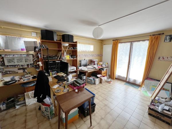 MAISON 5 CHAMBRES - GARAGE - DEPENDANCE