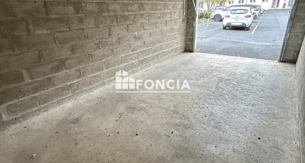 Location Parking 19 m² - Niort 79000