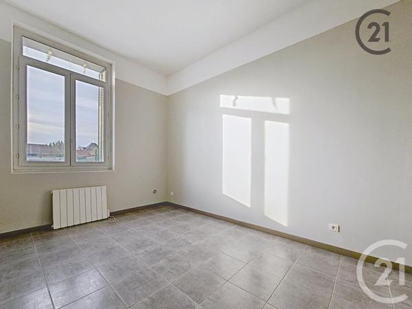 Appartement F2 à vendre  2 pièces - 53,90 m2 STE SAVINE - 10
