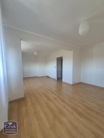 Appartement à louer 4 pièces 76.07m² Maubeuge (59600)