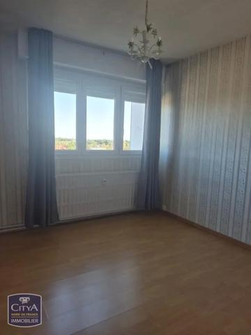 Appartement à louer 4 pièces 76.07m² Maubeuge (59600)