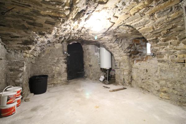 Saint-Georges-de-Luzençon (12100) Maison 2 pièces - 40 m² à rénover dans le village de St-Georges-de-Luzençon