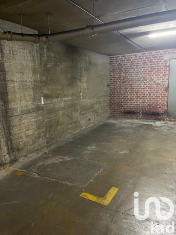 Parking for sale 11 m² Courbevoie