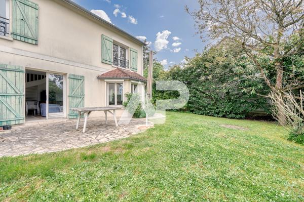 Maison Rueil Malmaison 6 pièce(s) 160m2 €1 010 000 ** - Référence 19356