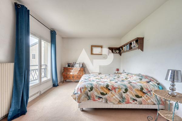 Maison Rueil Malmaison 6 pièce(s) 160m2 €1 010 000 ** - Référence 19356