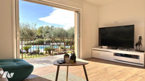 LA MOTTE – Villa Réinventée au Cœur de La Motte – Lumière, Modernité et Art de Vivre Provençal