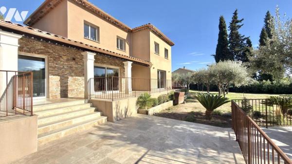 LA MOTTE – Villa Réinventée au Cœur de La Motte – Lumière, Modernité et Art de Vivre Provençal