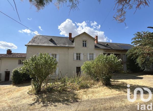Maison à vendre 8 pièces 247 m² Saint-Martin-la-Pallu
