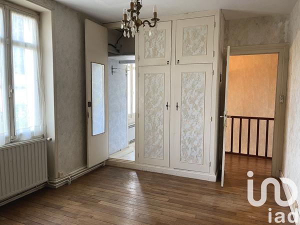 Maison à vendre 8 pièces 247 m² Saint-Martin-la-Pallu