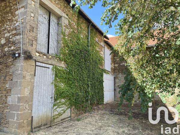 Maison à vendre 8 pièces 247 m² Saint-Martin-la-Pallu