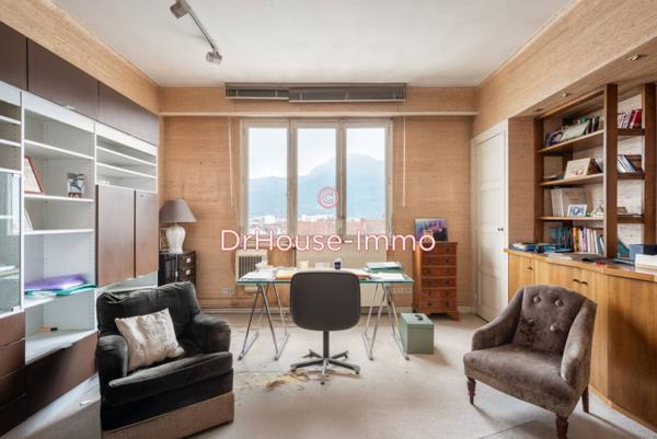 Appartement à vendre 5 pièces de 109 m²