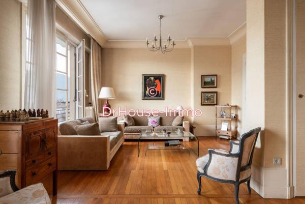 Appartement à vendre 5 pièces de 109 m²
