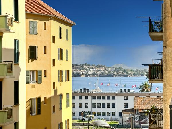 A VENDRE APPARTEMENT TYPE 3 20000 AJACCIO SECTEUR TRIBUNAL BALCONS
