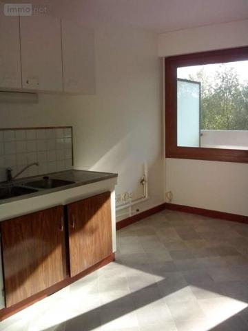 Appartement à louer à Sézanne dans la Marne (51120), ref : 034/921