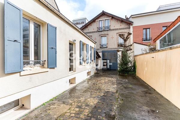 MAISON À VENDRE DE 5 PIÈCES DE 160,00 M²