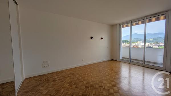 Appartement T4 à vendre  4 pièces - 82,31 m2 CHAMBERY - 73