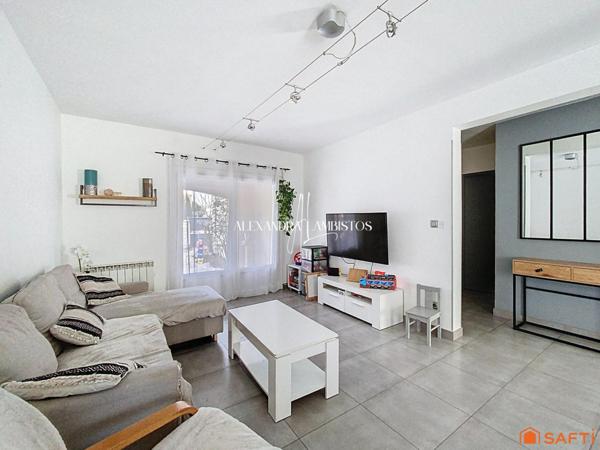 Maison - 4 pièces - 85m² avec piscine et garage !