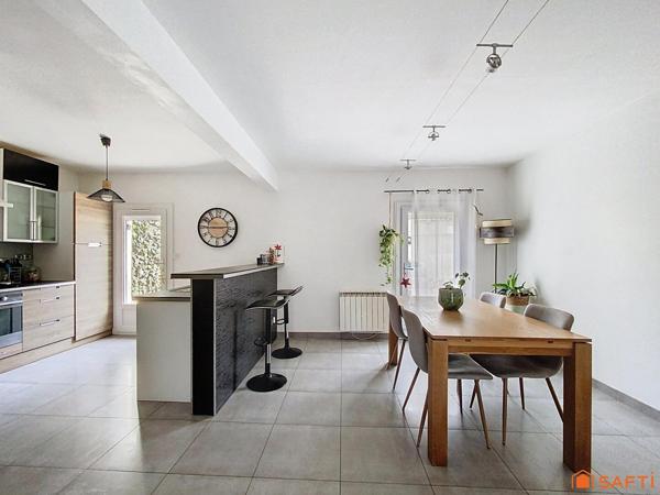 Maison - 4 pièces - 85m² avec piscine et garage !