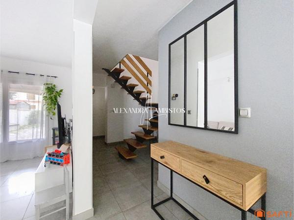 Maison - 4 pièces - 85m² avec piscine et garage !