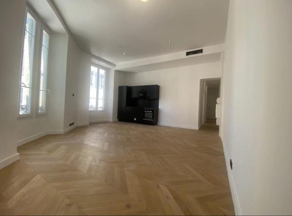 Appartement à NICE (06000)