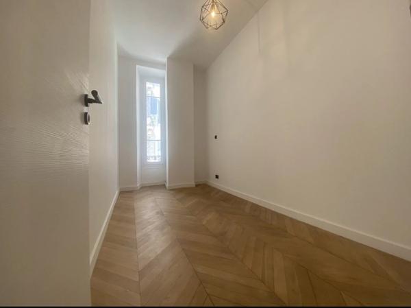 Appartement à NICE (06000)